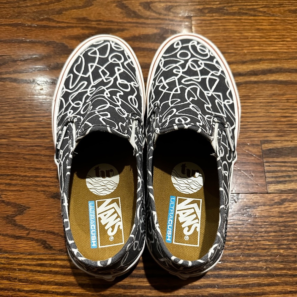 Vans Skater Shoes - Gray/White Geometric Pattern Size W 6